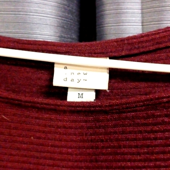 🙋A New Day burgundy sweater S M - Picture 2 of 5